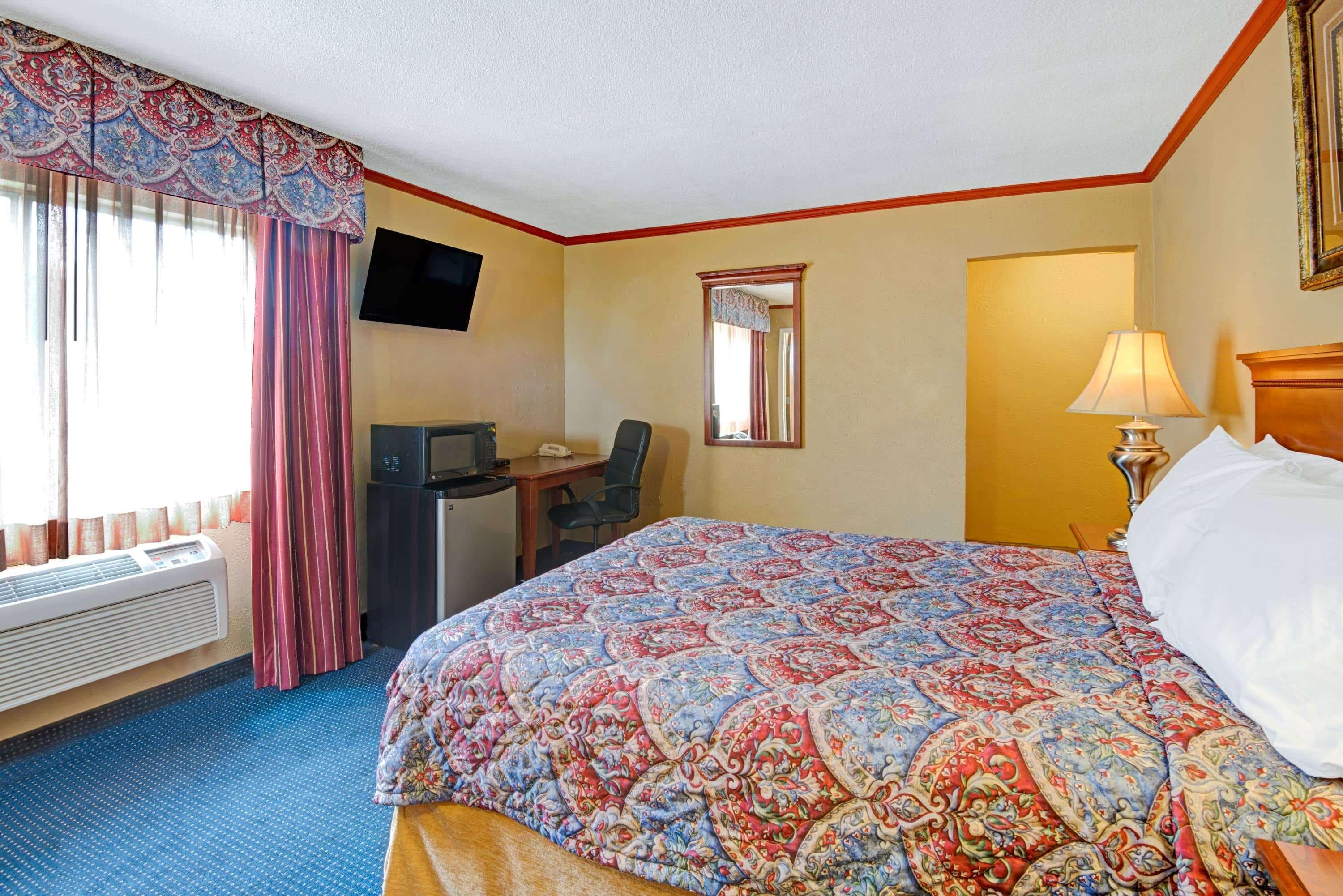 Days Inn By Wyndham Albuquerque Downtown Экстерьер фото