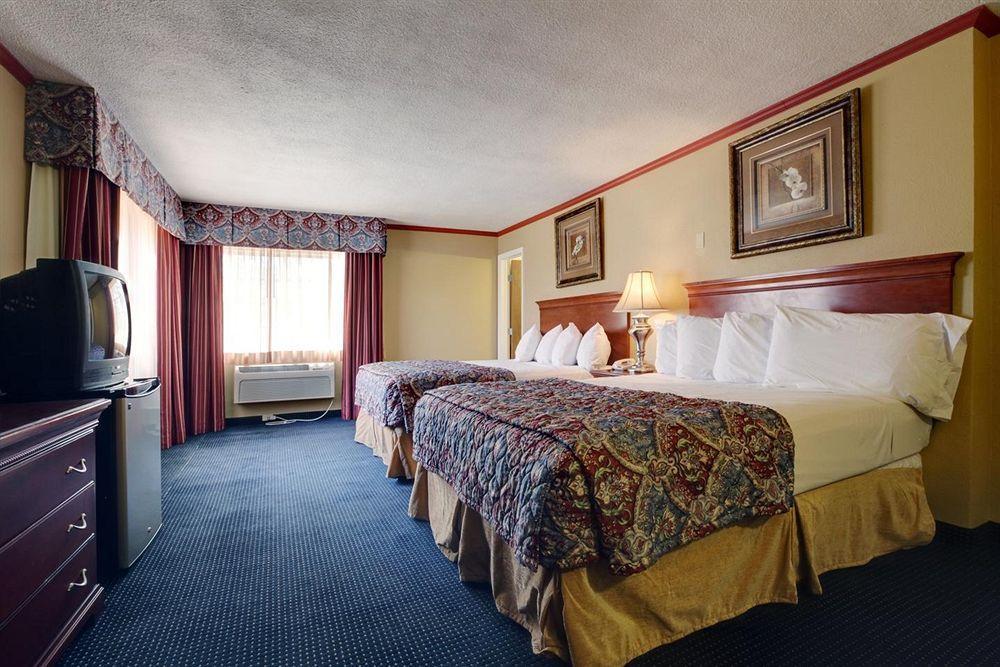 Days Inn By Wyndham Albuquerque Downtown Номер фото