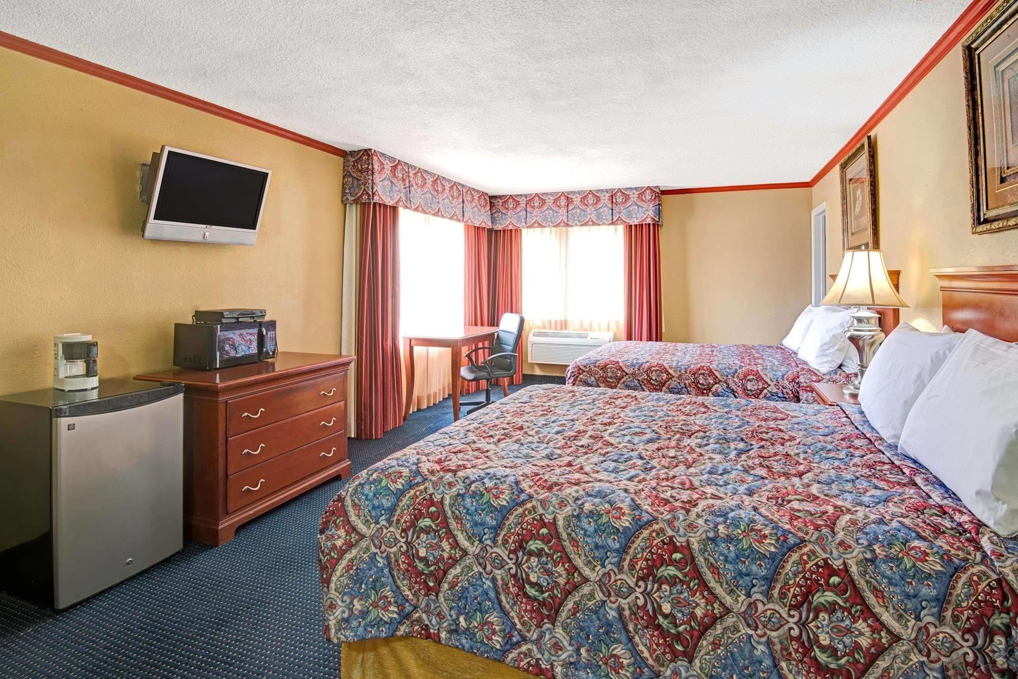 Days Inn By Wyndham Albuquerque Downtown Экстерьер фото